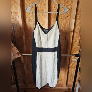 Forever 21 Black and Cream Knit Top